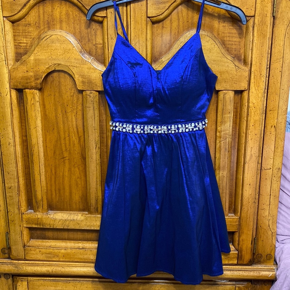 Formal cocktail style dress